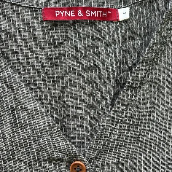 Pyne & Smith V neck pinstripe Gray Button-Front Dress size S - Picture 2 of 4